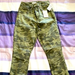 Good American “Good Waist Skinny Jeans”